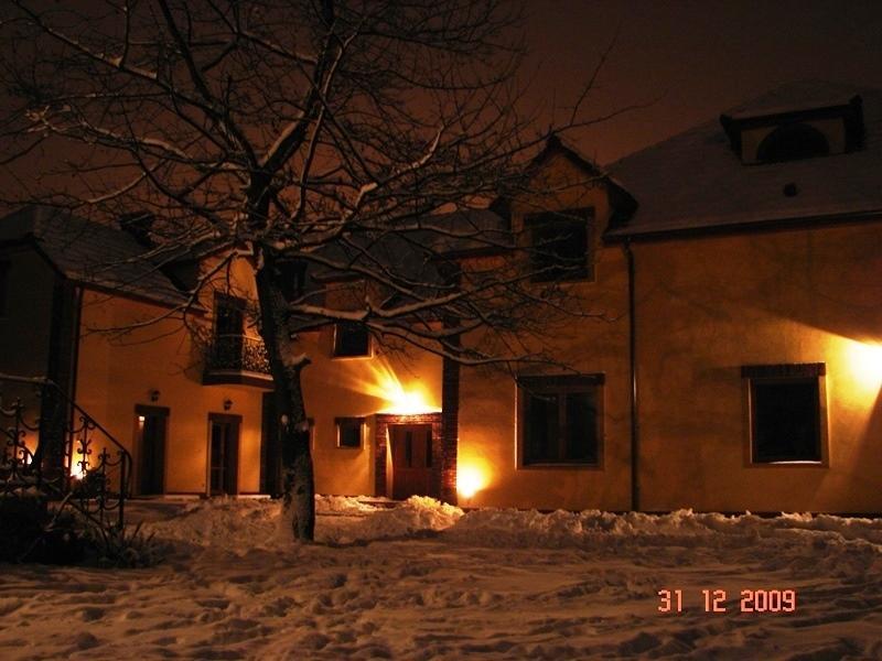 Bed and Breakfast Gosciniec Kocmierzow Сандомир Екстер'єр фото